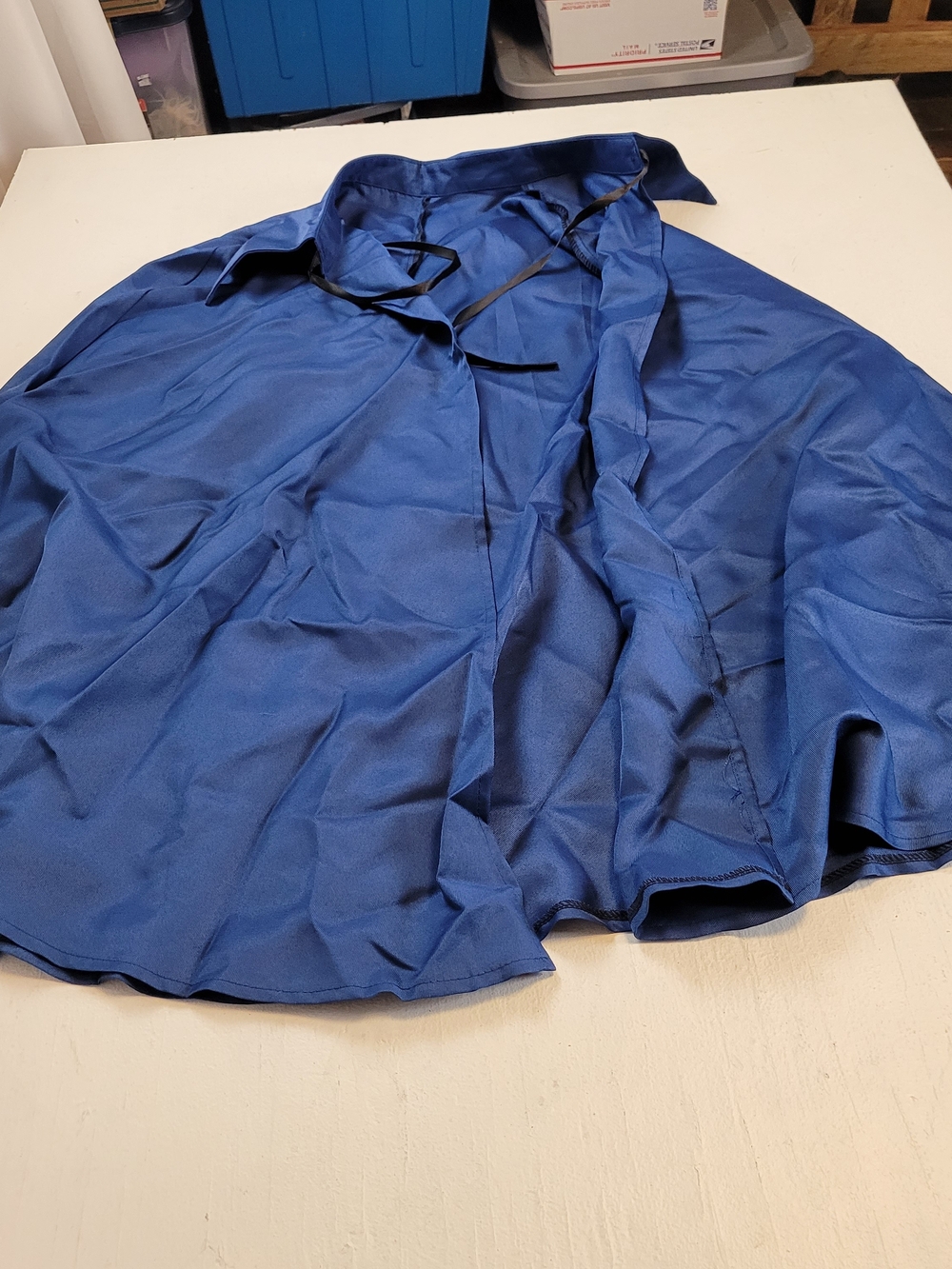 Blue Cape - Picture 5 of 5